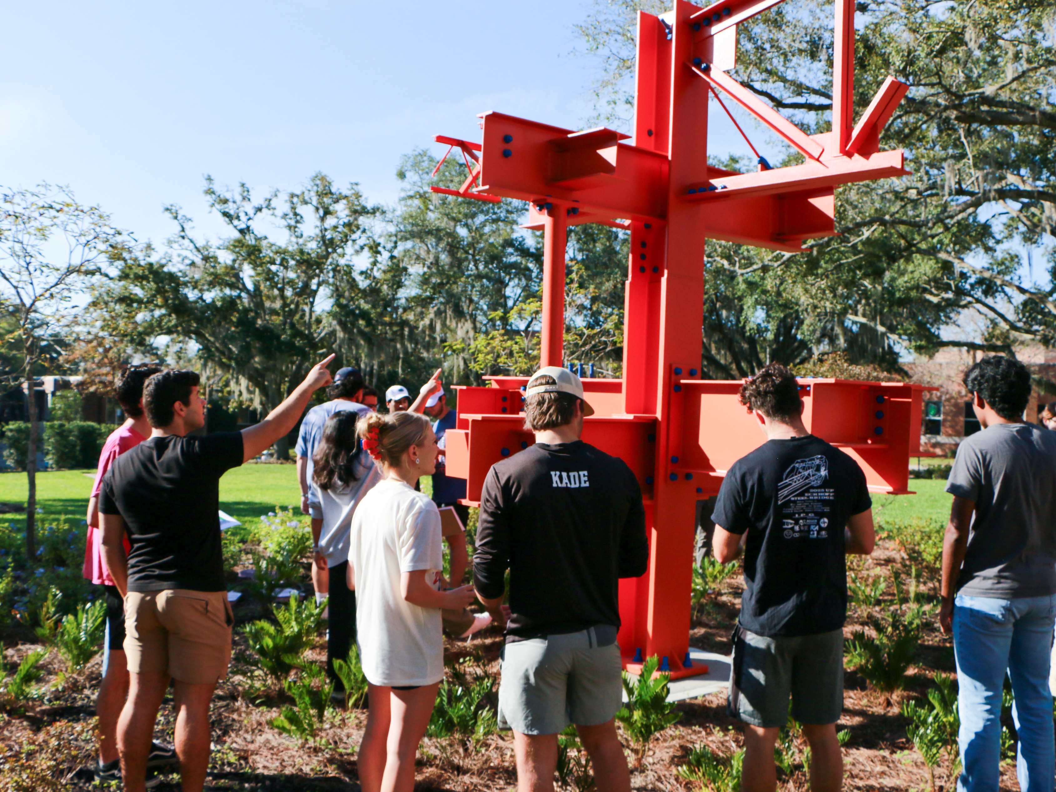 Students in Analysis & Design in Steel examine the steel teaching sculpture during class on Nov. 21. Photo by Harrem Monkhorst