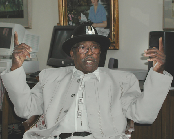 Bo Diddley at the UF Libraries in 2003