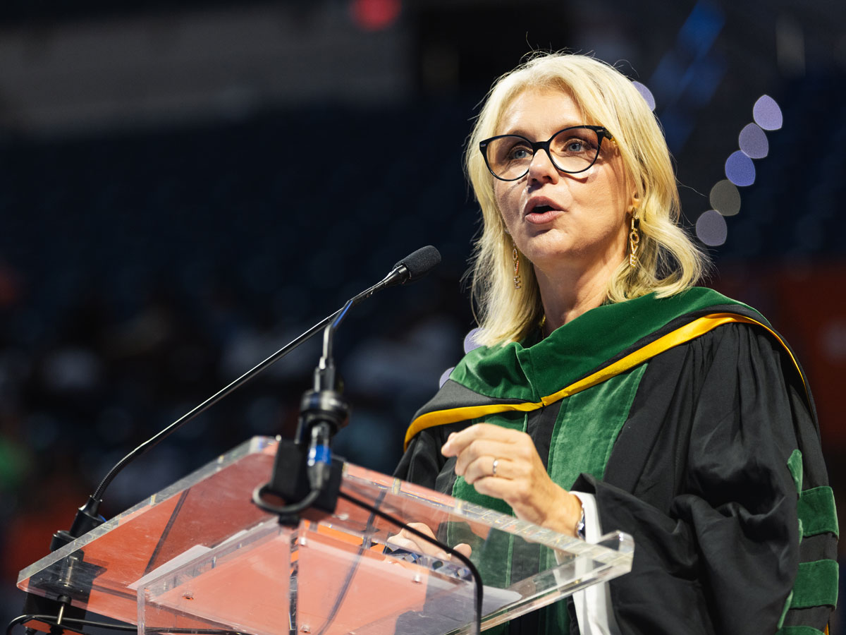 Azra Bihorac giving a speech.