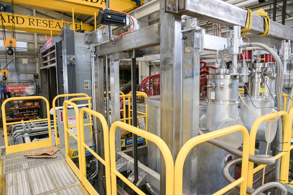 picture of oversized magnet in lab